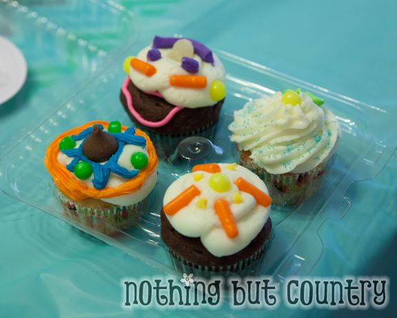 Cupcake / Cupcake Wars Birthday Party - NothingButCountry.com