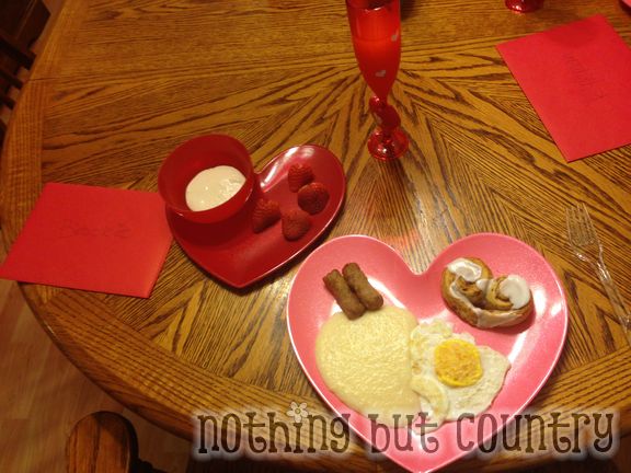 Valentine's Day themed Breakfast and Lunch for your kids