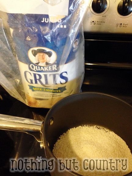 Creamy Homemade Cheese Grits