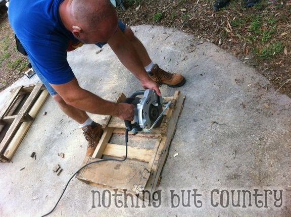 Pallet Lemonade Stand | NothingButCountry.com