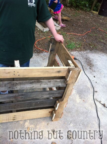 Pallet Lemonade Stand | NothingButCountry.com