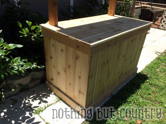 Cedar Lemonade Stand | NothingButCountry.com