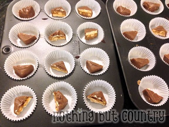 Easy Candy Filled Brownie Bites | NothingButCountry.com